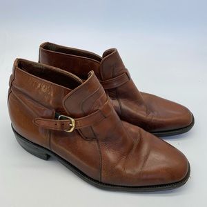 Vintage men’s women’s leather dress boots.